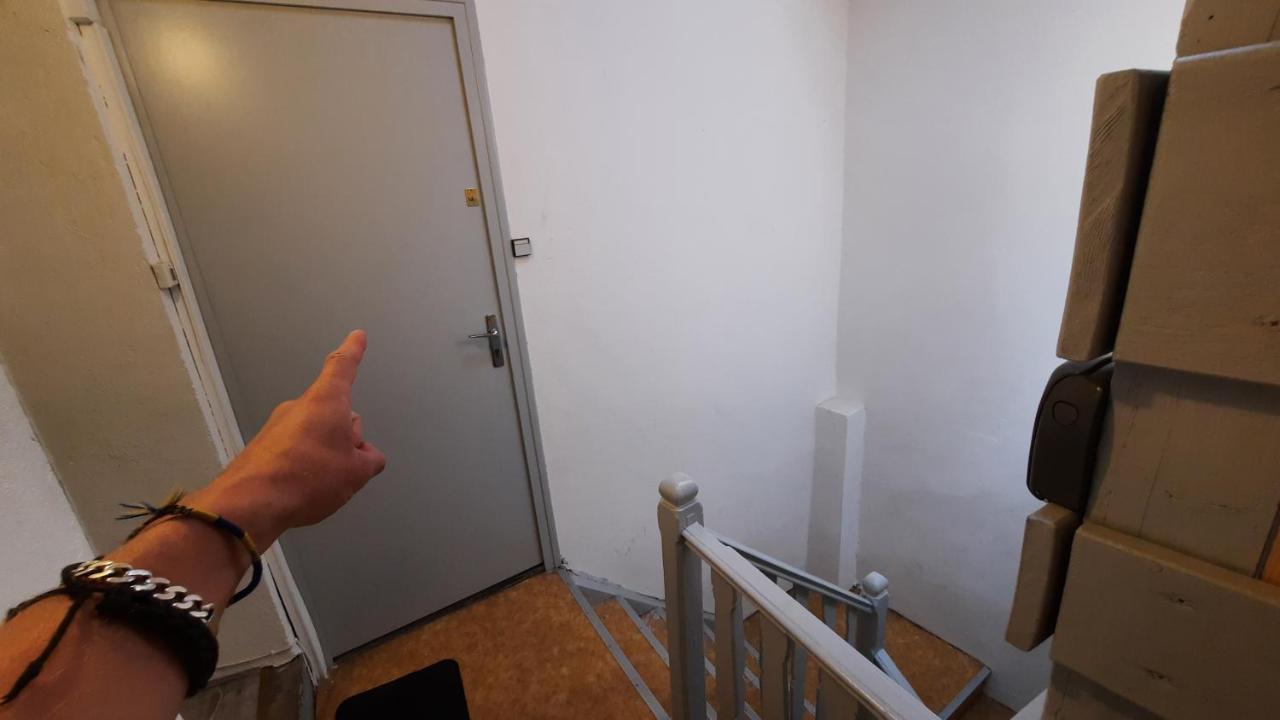 Suite 3 pièces chambre+cuisine+SDB centre ville Privas Extérieur photo